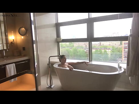 ❤️ Óriási babe szenvedélyesen kiveri ki a punciját a fürdőszobában Porno at hu.fulldesisex.ru ️
